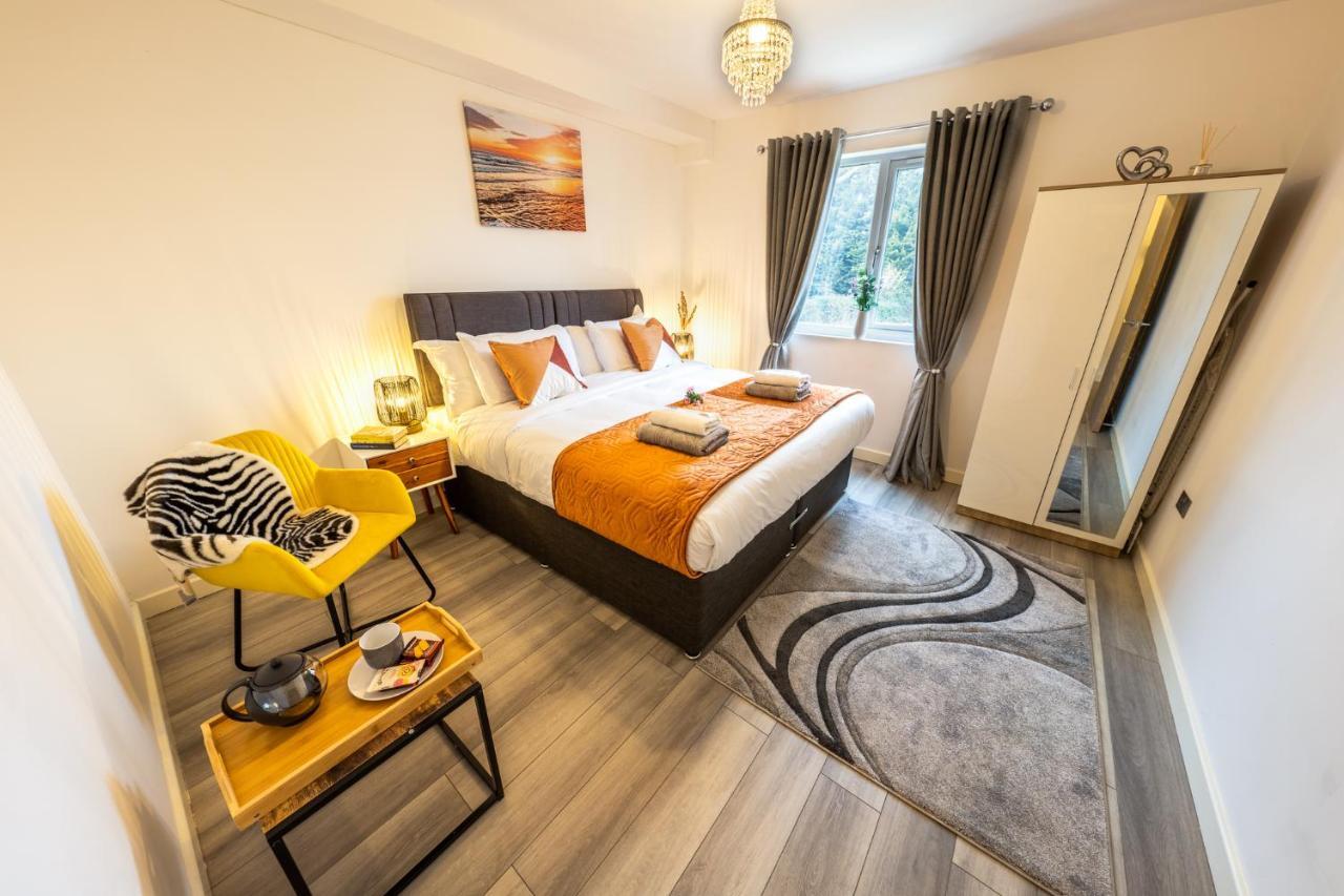 Apartment Ashview 2 - Heathrow - Thorpe Park - Free Parking Staines-upon-Thames